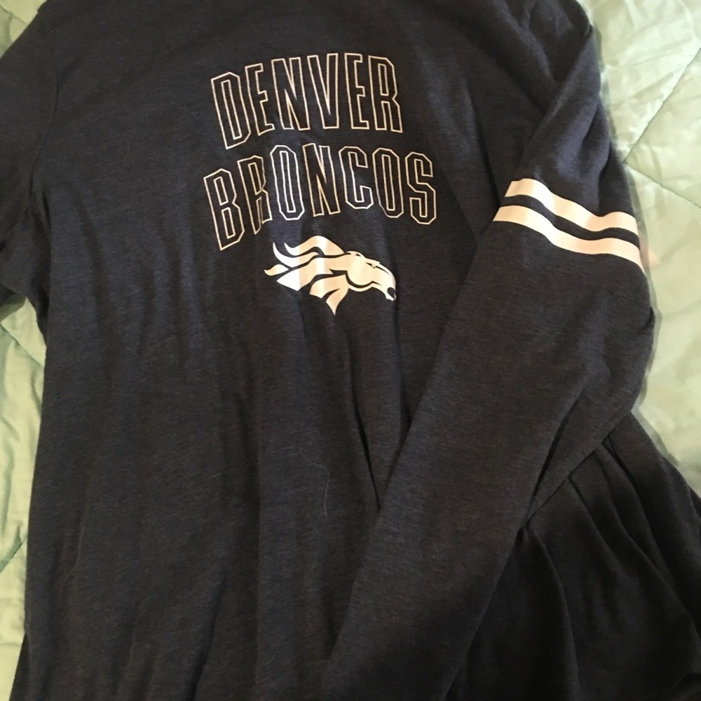 Denver Broncos shirt